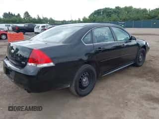 2013 Chevrolet Impala Police with VIN 2G1WD5E34D1126248, listed as a IAAI auction lot 40041268 with 109,302 mi miles and . Bid and sale history available at DreamBid. Image 4.