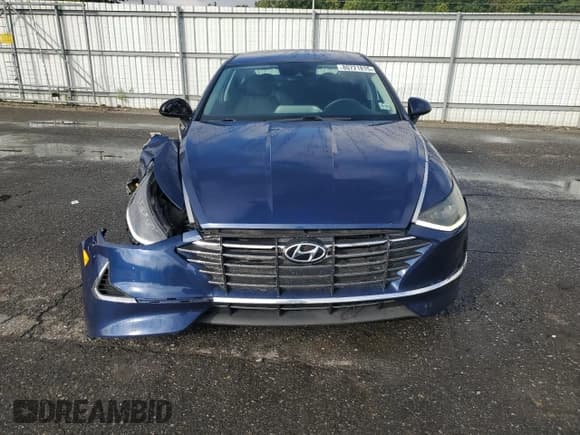 ✅ 2021 Hyundai Sonata SE • VIN: 5NPEG4JA2MH072083 • Lot: 80721815. Listed on Copart with 75,721 mi. Free auction sales archive from the USA and detailed vehicle history report at DreamBid. Image 5.