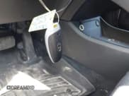 ✅ 2021 Hyundai Santa Fe Blue • VIN: KM8S2DA16MU011919 • Лот: 42240384. Опубликован ранее на IAAI с пробегом 33 528 миль. Бесплатный доступ к архиву аукционных продаж из США и подробный отчёт об истории автомобиля на DreamBid. Изображение 11.