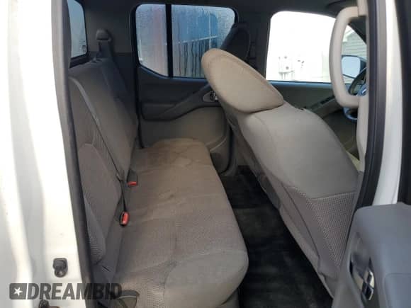 2015 Nissan Frontier SV z VIN 1N6AD0FV5FN760557, wystawiony jako Copart lot #85356875 z przebiegiem 121 150 mil mil oraz Szkoda całkowita • Salvage title. Historia ofert i sprzedaży dostępna na DreamBid. Obrazek 10.