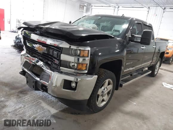 ✅ 2015 Chevrolet Silverado 2500HD LTZ • VIN: 1GC1KWE82FF136071 • Lot: 42097783. Listed on IAAI with 160,887 mi. Free auction sales archive from the USA and detailed vehicle history report at DreamBid. Image 17.
