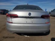 ✅ 2020 Volkswagen Passat SEL • VIN: 1VWCA7A38LC006074 • Lot: 85088445. Wystawiony na Copart z przebiegiem 92 123 mil. Bezpłatny archiwum sprzedaży aukcyjnych z USA i szczegółowy raport historii pojazdu na DreamBid. Zdjęcie 6.
