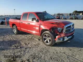 2006 Dodge 1500 SLT z VIN 1D3HA18246J117747, wystawiony jako Copart lot #68684664 z przebiegiem 107 763 mil mil oraz Szkoda całkowita • Salvage title. Historia ofert i sprzedaży dostępna na DreamBid. Obrazek 4.