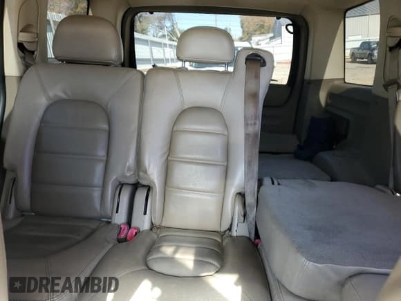 ✅ 2005 Ford Explorer XLT • VIN: 1FMZU73K15UC02228 • Лот: 92031905. Опубликован ранее на Copart с пробегом 229 653 миль. Бесплатный доступ к архиву аукционных продаж из США и подробный отчёт об истории автомобиля на DreamBid. Изображение 10.