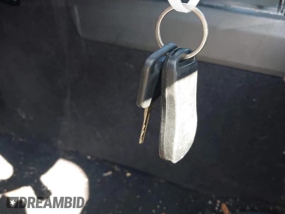 ✅ 2004 Nissan Murano SE • VIN: JN8AZ08W24W335285 • Lot: 43311141. Wystawiony na IAAI z przebiegiem 128 597 mil. Bezpłatny archiwum sprzedaży aukcyjnych z USA i szczegółowy raport historii pojazdu na DreamBid. Zdjęcie 11.