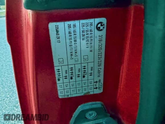 ✅ 1996 BMW M3 • VIN: WBABK72010ET51203 • Лот: 95624095. Опубликован ранее на Copart с пробегом 189 119 миль. Бесплатный доступ к архиву аукционных продаж из США и подробный отчёт об истории автомобиля на DreamBid. Изображение 10.