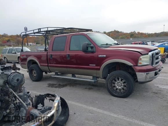 ✅ 2007 Ford F-250 XL • VIN: 1FTSW21PX7EA10529 • Lot: 43679829. Listed on IAAI with 345,175 mi. Free auction sales archive from the USA and detailed vehicle history report at DreamBid. Image 13.