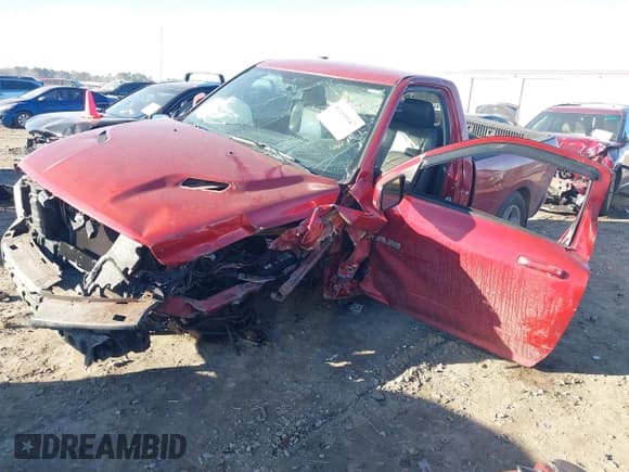 ✅ 2010 Dodge 1500 ST • VIN: 3D7JB1ET9AG165703 • Lot: 41455947. Wystawiony na IAAI z przebiegiem Nie podano. Bezpłatny archiwum sprzedaży aukcyjnych z USA i szczegółowy raport historii pojazdu na DreamBid. Zdjęcie 2.