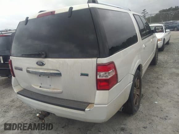 ✅ 2010 Ford Expedition Max Limited • VIN: 1FMJK2A55AEB66972 • Lot: 42455636. Listed on IAAI with Not provided. Free auction sales archive from the USA and detailed vehicle history report at DreamBid. Image 4.