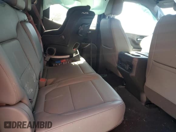 ✅ 2019 Chevrolet Silverado 1500 RST • VIN: 1GCUYEED1KZ356216 • Lot: 76403664. Wystawiony na Copart z przebiegiem 41 590 mil. Bezpłatny archiwum sprzedaży aukcyjnych z USA i szczegółowy raport historii pojazdu na DreamBid. Zdjęcie 10.