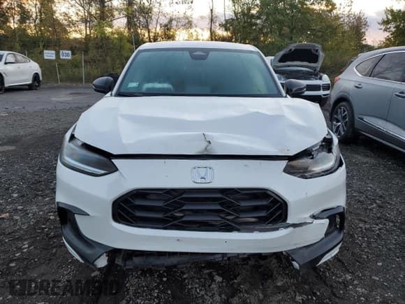 ✅ 2025 Honda HR-V Sport • VIN: 3CZRZ2H55SM701068 • Lot: 87055535. Wystawiony na Copart z przebiegiem 4 843 mil. Bezpłatny archiwum sprzedaży aukcyjnych z USA i szczegółowy raport historii pojazdu na DreamBid. Zdjęcie 5.