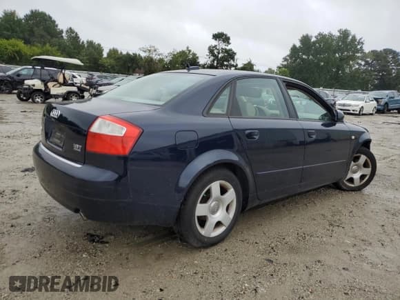 ✅ 2005 Audi A4 SE • VIN: WAULC68E25A078995 • Лот: 71750644. Опубликован ранее на Copart с пробегом 175 534 миль. Бесплатный доступ к архиву аукционных продаж из США и подробный отчёт об истории автомобиля на DreamBid. Изображение 3.