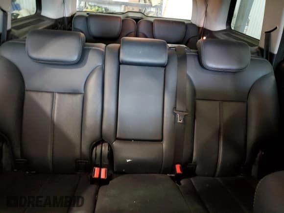 ✅ 2008 Mercedes-Benz GL 320 CDI • VIN: 4JGBF22E98A308491 • Лот: 51607395. Опубликован ранее на Copart с пробегом 248 759 миль. Бесплатный доступ к архиву аукционных продаж из США и подробный отчёт об истории автомобиля на DreamBid. Изображение 10.