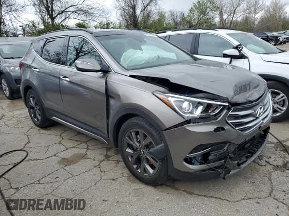 ✅ 2018 Hyundai Santa Fe Ultimate • VIN: 5XYZW4LA1JG549171 • Лот: 49219084. Опубликован ранее на Copart с пробегом 13 291 миль. Бесплатный доступ к архиву аукционных продаж из США и подробный отчёт об истории автомобиля на DreamBid. Изображение 4.