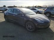 ✅ 2019 Tesla Model 3 Mid Range • VIN: 5YJ3E1EA1KF321488 • Лот: 49166265. Опубликован ранее на Copart с пробегом Не указан. Бесплатный доступ к архиву аукционных продаж из США и подробный отчёт об истории автомобиля на DreamBid. Изображение 4.