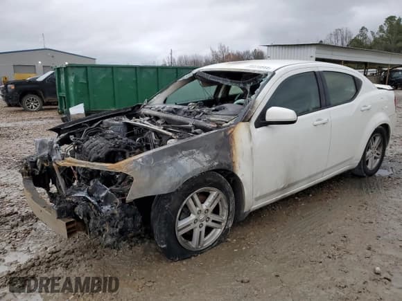 ✅ 2009 Dodge Avenger SXT • VIN: 1B3LC56B69N561590 • Лот: 85234844. Опубликован ранее на Copart с пробегом Не указан. Бесплатный доступ к архиву аукционных продаж из США и подробный отчёт об истории автомобиля на DreamBid. Изображение 1.