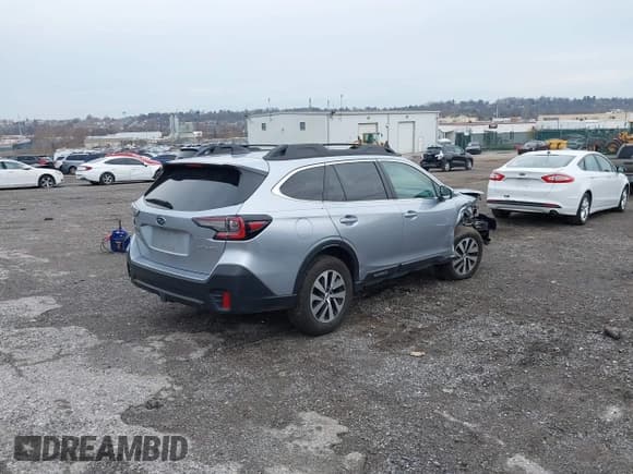 ✅ 2020 Subaru Outback Premium • VIN: 4S4BTAEC1L3141361 • Lot: 43783097. Listed on IAAI with 66,435 mi. Free auction sales archive from the USA and detailed vehicle history report at DreamBid. Image 4.