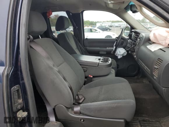 ✅ 2008 Chevrolet Silverado 1500 1LT • VIN: 1GCEK19JX8Z275500 • Lot: 72122914. Listed on Copart with 202,612 mi. Free auction sales archive from the USA and detailed vehicle history report at DreamBid. Image 7.