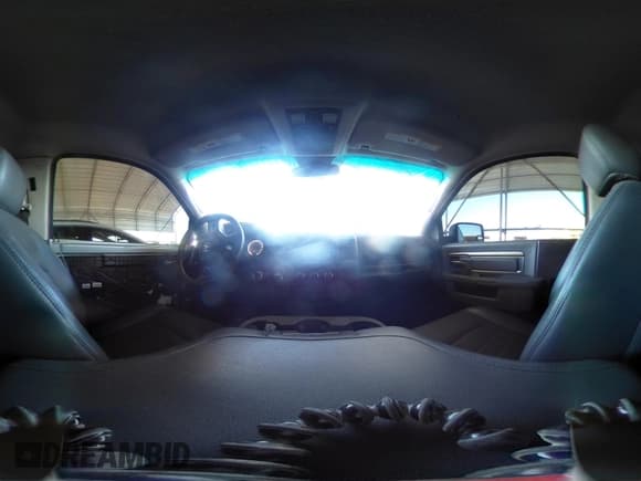 ✅ 2018 Ram 1500 Tradesman • VIN: 3C6JR7AG5JG310678 • Lot: 41203346. Wystawiony na IAAI z przebiegiem 146 717 mil. Bezpłatny archiwum sprzedaży aukcyjnych z USA i szczegółowy raport historii pojazdu na DreamBid. Zdjęcie 19.