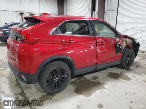✅ 2018 Mitsubishi Eclipse Cross LE • VIN: JA4AT4AA9JZ068394 • Лот: 53265155. Опубликован ранее на Copart с пробегом 107 763 миль. Бесплатный доступ к архиву аукционных продаж из США и подробный отчёт об истории автомобиля на DreamBid. Изображение 3.