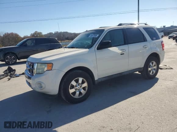 ✅ 2011 Ford Escape Limited • VIN: 1FMCU0EG4BKC02169 • Лот: 93037695. Опубликован ранее на Copart с пробегом 216 327 миль. Бесплатный доступ к архиву аукционных продаж из США и подробный отчёт об истории автомобиля на DreamBid. Изображение 1.