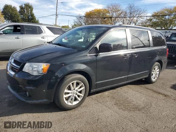 2018 Dodge Grand Caravan SXT z VIN 2C4RDGCG8JR264426, wystawiony jako Copart lot #90086315 z przebiegiem 97 761 mil mil oraz Szkoda całkowita • Salvage title. Historia ofert i sprzedaży dostępna na DreamBid. Obrazek 1.