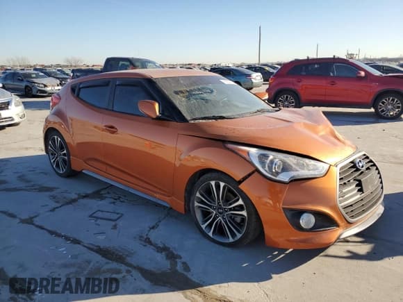 ✅ 2016 Hyundai Veloster Turbo • VIN: KMHTC6AEXGU298587 • Lot: 89222175. Wystawiony na Copart z przebiegiem Nie podano. Bezpłatny archiwum sprzedaży aukcyjnych z USA i szczegółowy raport historii pojazdu na DreamBid. Zdjęcie 4.