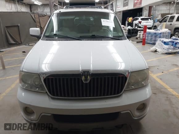 ✅ 2004 Lincoln Navigator Luxury • VIN: 5LMFU28R34LJ29649 • Lot: 43786345. Listed on IAAI with 162,138 mi. Free auction sales archive from the USA and detailed vehicle history report at DreamBid. Image 12.