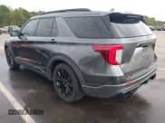 ✅ 2020 Ford Explorer ST • VIN: 1FM5K8GC5LGB26232 • Lot: 43385537. Wystawiony na IAAI z przebiegiem 116 374 mil. Bezpłatny archiwum sprzedaży aukcyjnych z USA i szczegółowy raport historii pojazdu na DreamBid. Zdjęcie 3.