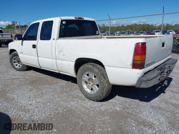 ✅ 2001 Chevrolet Silverado 1500 LS • VIN: 1GCEC19V81Z253937 • Lot: 43538700. Listed on IAAI with 246,002 mi. Free auction sales archive from the USA and detailed vehicle history report at DreamBid. Image 3.