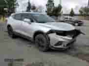 2019 Chevrolet Blazer z VIN 3GNKBBRA1KS686899, wystawiony jako Copart lot #70192232 z przebiegiem 144 658 mil mil oraz . Historia ofert i sprzedaży dostępna na DreamBid. Obrazek 4.