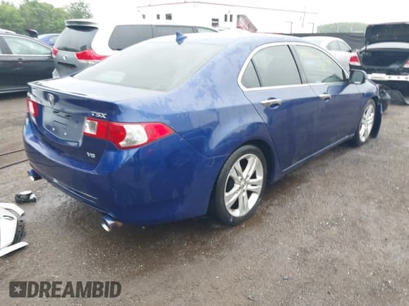 ✅ 2010 Acura TSX • VIN: JH4CU4F43AC002908 • Lot: 42226949. Wystawiony na IAAI z przebiegiem 206 637 mil. Bezpłatny archiwum sprzedaży aukcyjnych z USA i szczegółowy raport historii pojazdu na DreamBid. Zdjęcie 4.