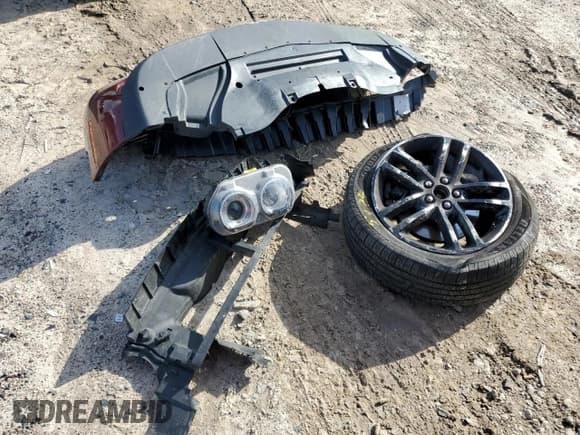 ✅ 2019 Dodge Challenger SXT • VIN: 2C3CDZGG2KH541630 • Lot: 49650123. Wystawiony na Copart z przebiegiem 108 294 mil. Bezpłatny archiwum sprzedaży aukcyjnych z USA i szczegółowy raport historii pojazdu na DreamBid. Zdjęcie 14.