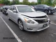 ✅ 2015 Nissan Altima SL • VIN: 1N4BL3AP2FC174260 • Lot: 42156384. Wystawiony na IAAI z przebiegiem 198 976 mil. Bezpłatny archiwum sprzedaży aukcyjnych z USA i szczegółowy raport historii pojazdu na DreamBid. Zdjęcie 1.