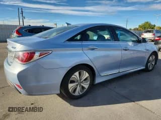 ✅ 2013 Hyundai Sonata Limited • VIN: KMHEC4A42DA094478 • Лот: 82459735. Опубликован ранее на Copart с пробегом 126 277 миль. Бесплатный доступ к архиву аукционных продаж из США и подробный отчёт об истории автомобиля на DreamBid. Изображение 3.