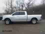 2017 Ram 1500 Big Horn z VIN 1C6RR7TT2HS792347, wystawiony jako IAAI lot #41863455 z przebiegiem 152 878 mil mil oraz . Historia ofert i sprzedaży dostępna na DreamBid. Obrazek 15.