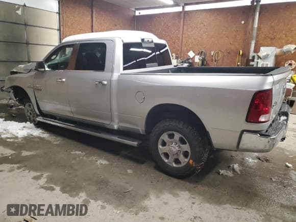 ✅ 2018 Ram 2500 SLT • VIN: 3C6UR5DL2JG411753 • Лот: 87439024. Опубликован ранее на Copart с пробегом Не указан. Бесплатный доступ к архиву аукционных продаж из США и подробный отчёт об истории автомобиля на DreamBid. Изображение 2.