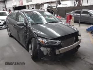 ✅ 2020 Hyundai Ioniq Blue • VIN: KMHC65LC4LU238649 • Lot: 42714643. Listed on IAAI with 72,222 mi. Free auction sales archive from the USA and detailed vehicle history report at DreamBid. Image 1.