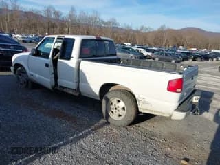 ✅ 2000 Chevrolet S-10 LS • VIN: 1GCDT19WXYK212880 • Лот: 41532876. Опубликован ранее на IAAI с пробегом 168 080 миль. Бесплатный доступ к архиву аукционных продаж из США и подробный отчёт об истории автомобиля на DreamBid. Изображение 3.