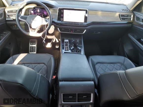 ✅ 2024 Volkswagen Atlas SEL Premium R-Line • VIN: 1V2FR2CA1RC547207 • Lot: 84009375. Wystawiony na Copart z przebiegiem 27 158 mil. Bezpłatny archiwum sprzedaży aukcyjnych z USA i szczegółowy raport historii pojazdu na DreamBid. Zdjęcie 8.