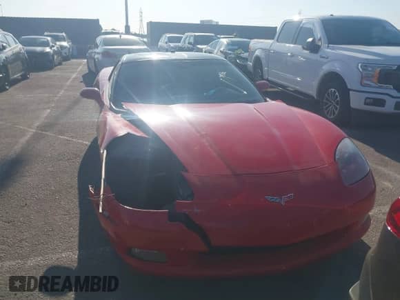 2006 Chevrolet Corvette z VIN 1G1YY25U465131214, wystawiony jako IAAI lot #43107832 z przebiegiem 55 083 mil mil oraz . Historia ofert i sprzedaży dostępna na DreamBid. Obrazek 12.