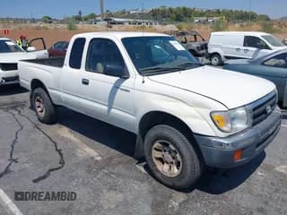 ✅ 1999 Toyota Tacoma • VIN: 4TAWN72N5XZ405656 • Lot: 42966368. Wystawiony na IAAI z przebiegiem 277 189 mil. Bezpłatny archiwum sprzedaży aukcyjnych z USA i szczegółowy raport historii pojazdu na DreamBid. Zdjęcie 1.