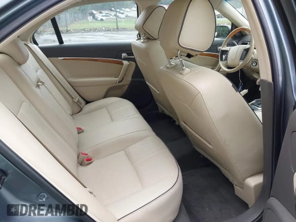 ✅ 2012 Lincoln MKZ Hybrid • VIN: 3LNDL2L39CR817316 • Lot: 43290654. Listed on IAAI with 42,958 mi. Free auction sales archive from the USA and detailed vehicle history report at DreamBid. Image 8.
