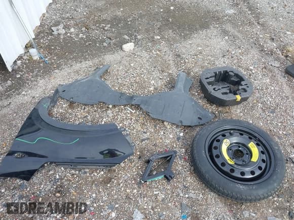 ✅ 2021 Hyundai Venue SEL • VIN: KMHRC8A33MU072780 • Lot: 41319259. Listed on IAAI with 100,756 mi. Free auction sales archive from the USA and detailed vehicle history report at DreamBid. Image 12.