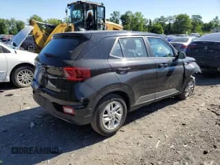 ✅ 2021 Hyundai Venue SE • VIN: KMHRB8A39MU066470 • Lot: 66068994. Wystawiony na Copart z przebiegiem 73 357 mil. Bezpłatny archiwum sprzedaży aukcyjnych z USA i szczegółowy raport historii pojazdu na DreamBid. Zdjęcie 3.