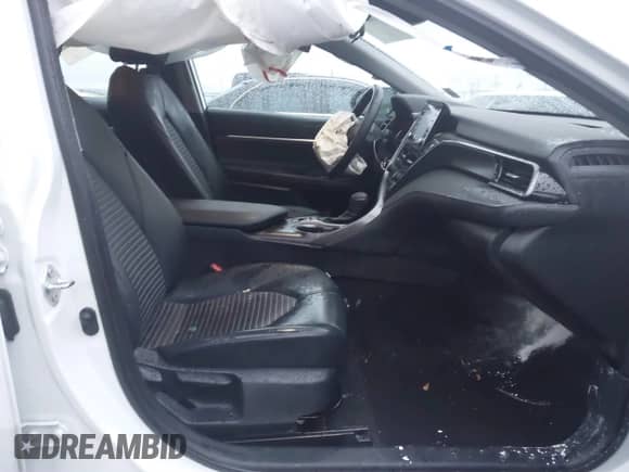 2023 Toyota Camry SE with VIN 4T1G11BK4PU094043, listed as a IAAI auction lot 41083305 with 25,698 mi miles and . Bid and sale history available at DreamBid. Image 5.