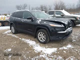 ✅ 2015 Jeep Cherokee Latitude • VIN: 1C4PJMCS3FW668154 • Lot: 43716947. Wystawiony na IAAI z przebiegiem 330 972 mil. Bezpłatny archiwum sprzedaży aukcyjnych z USA i szczegółowy raport historii pojazdu na DreamBid. Zdjęcie 1.