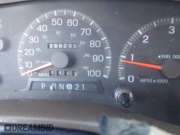 ✅ 1997 Ford F-150 XL • VIN: 1FTEX17L6VKC44951 • Lot: 43657177. Listed on IAAI with 266,295 mi. Free auction sales archive from the USA and detailed vehicle history report at DreamBid. Image 15.