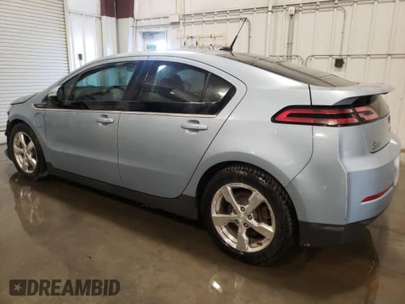 ✅ 2014 Chevrolet Volt • VIN: 1G1RD6E46EU105287 • Lot: 65449424. Wystawiony na Copart z przebiegiem 120 613 mil. Bezpłatny archiwum sprzedaży aukcyjnych z USA i szczegółowy raport historii pojazdu na DreamBid. Zdjęcie 2.