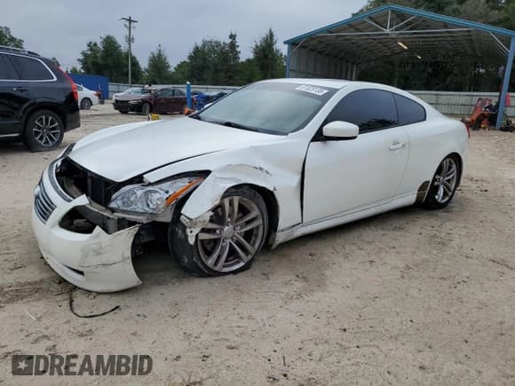 ✅ 2008 Infiniti G37 Journey • VIN: JNKCV64E18M130749 • Lot: 81529135. Listed on Copart with 191,989 mi. Free auction sales archive from the USA and detailed vehicle history report at DreamBid. Image 1.